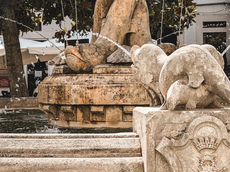 Fontana dei Delfini